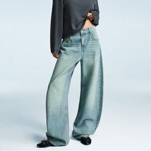 Bershka women’s baggy jeans